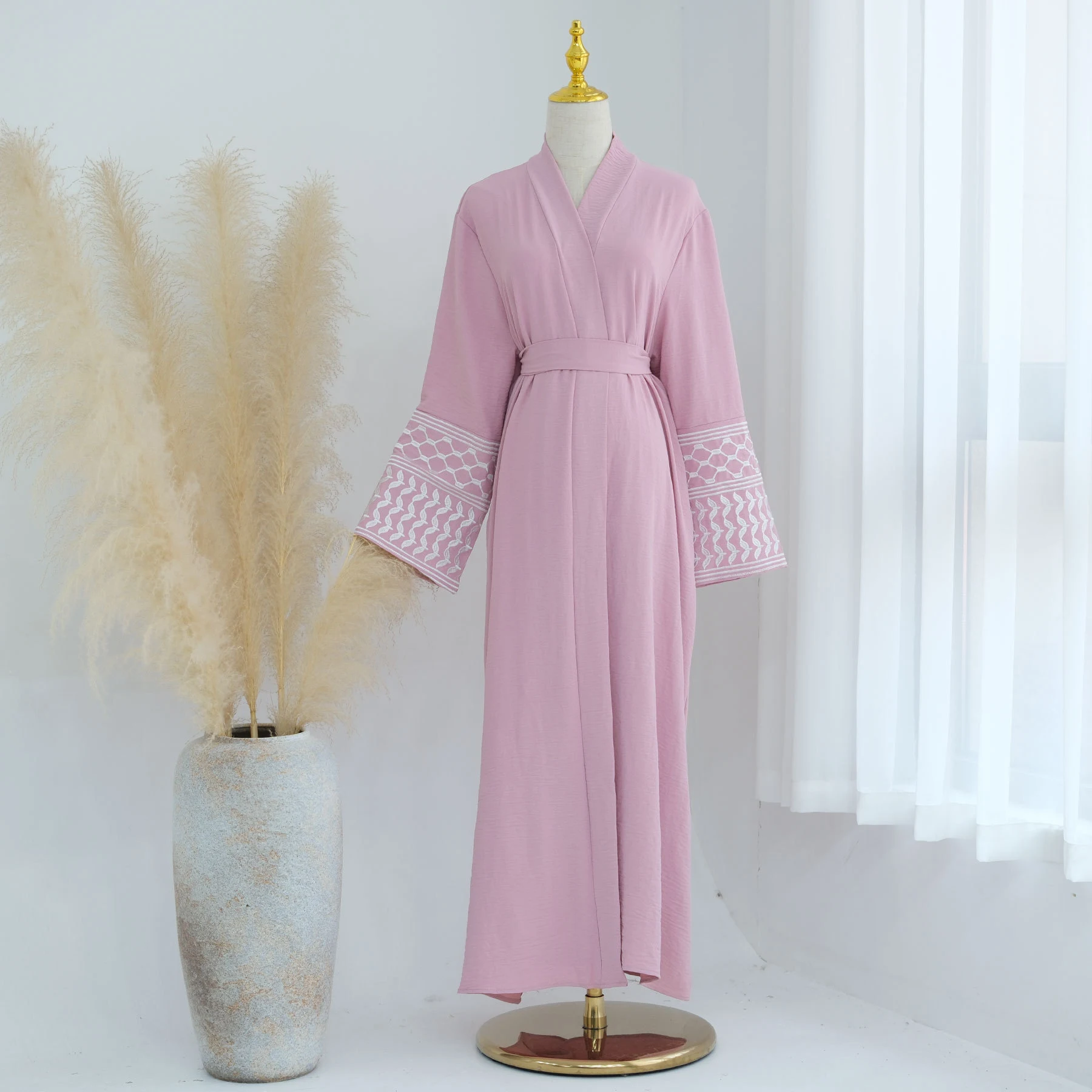 Exquisite Embroidery Tassel Cardigan Robe — photo 4