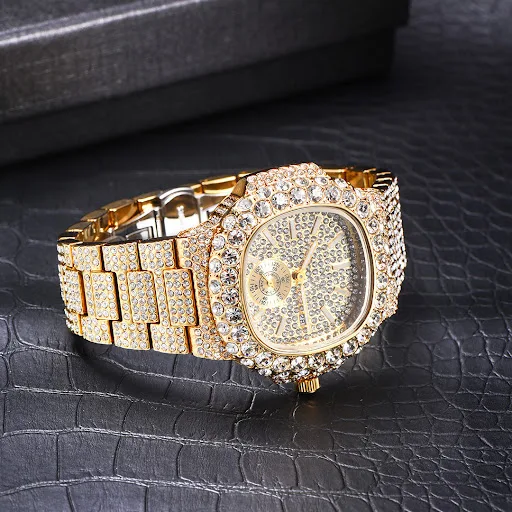 Title 11, Reloj Dorado para Hombre de Negocios con Diaman...