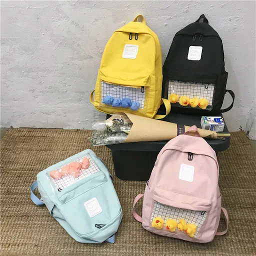 Title 8, Mochila transparente com patinho amarelo, super...