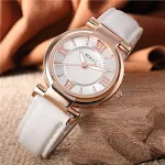 Simple reloj de cuarzo convexo de la cinta de mujer — foto 3