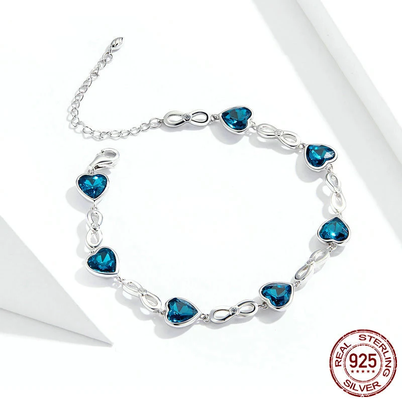 Pulseira de prata Heart of the Ocean banhada a ouro branco. Elegância e sofisticação em cada detalhe. Presente ideal para mulheres. — foto 4