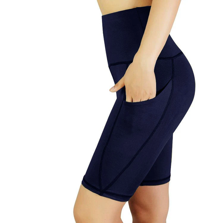 Shorts de cinco pontos para corrida, exercícios e fitness. Projetados para liberdade de movimento e conforto, ideais para atividades esportivas. — foto 1