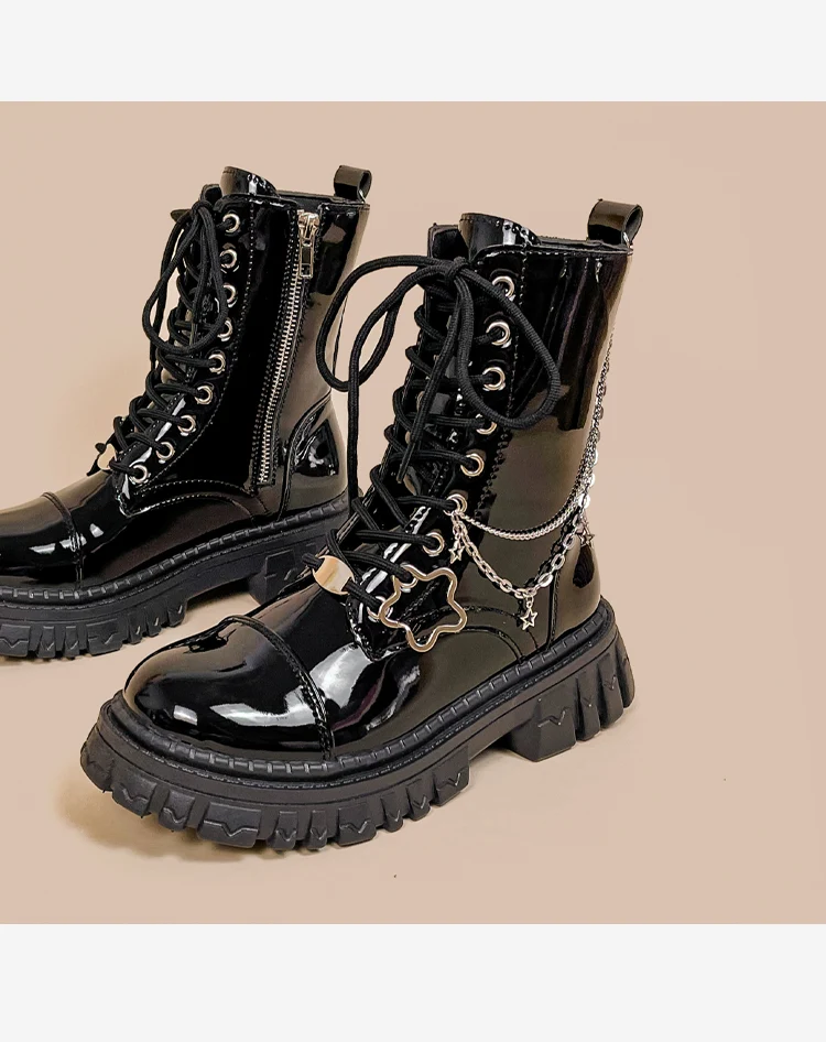 Botas Martin Femininas de Sola Grossa com Superfície Brilhante — foto 6