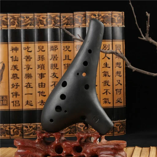 Title 2, Zwölf Löcher in Ocarina