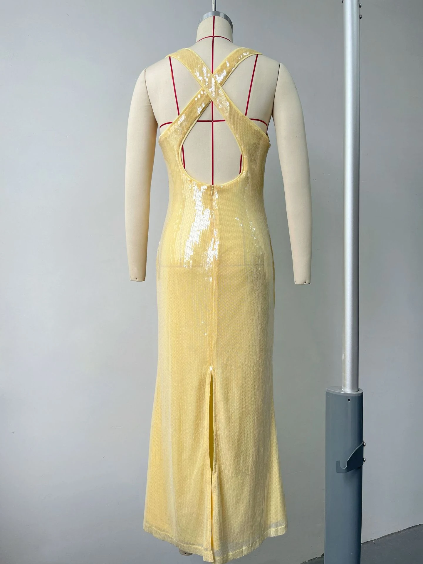 Title 34, Hollow Backless Party Sequins Split Dress
