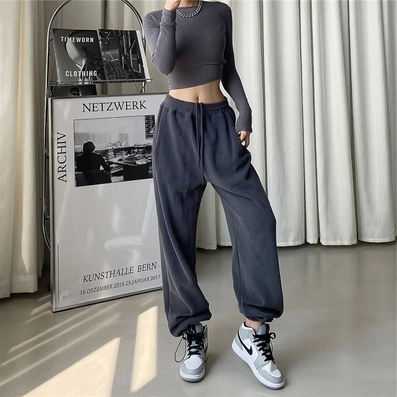 Women's Loose Sweatpants with Drawstring Trousers, offering ultimate comfort and style. Perfect for casual wear, loungin — photo 4