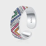 Anel feminino de prata esterlina com pedra ornamental. Uma joia elegante e charmosa para realçar seu visual em qualquer ocasião. — foto 8