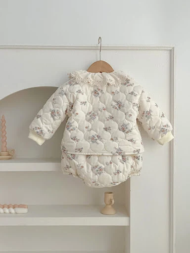 Title 4, Completo invernale floreale per bambina in stil...