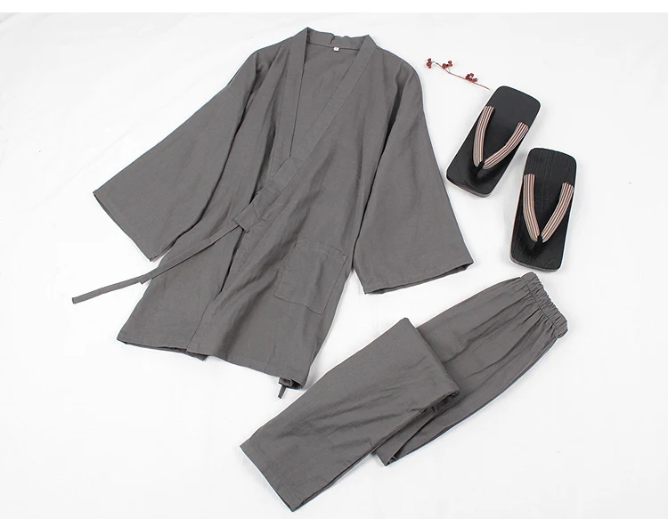 Title 1, Japanese Kimonos for Men and Women. Experience ...