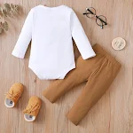 Tweedelige set voor jonge kinderen met nepvest, overhemd en broek in Britse stijl. Zorgt voor een knappe en stijlvolle look. — foto 2