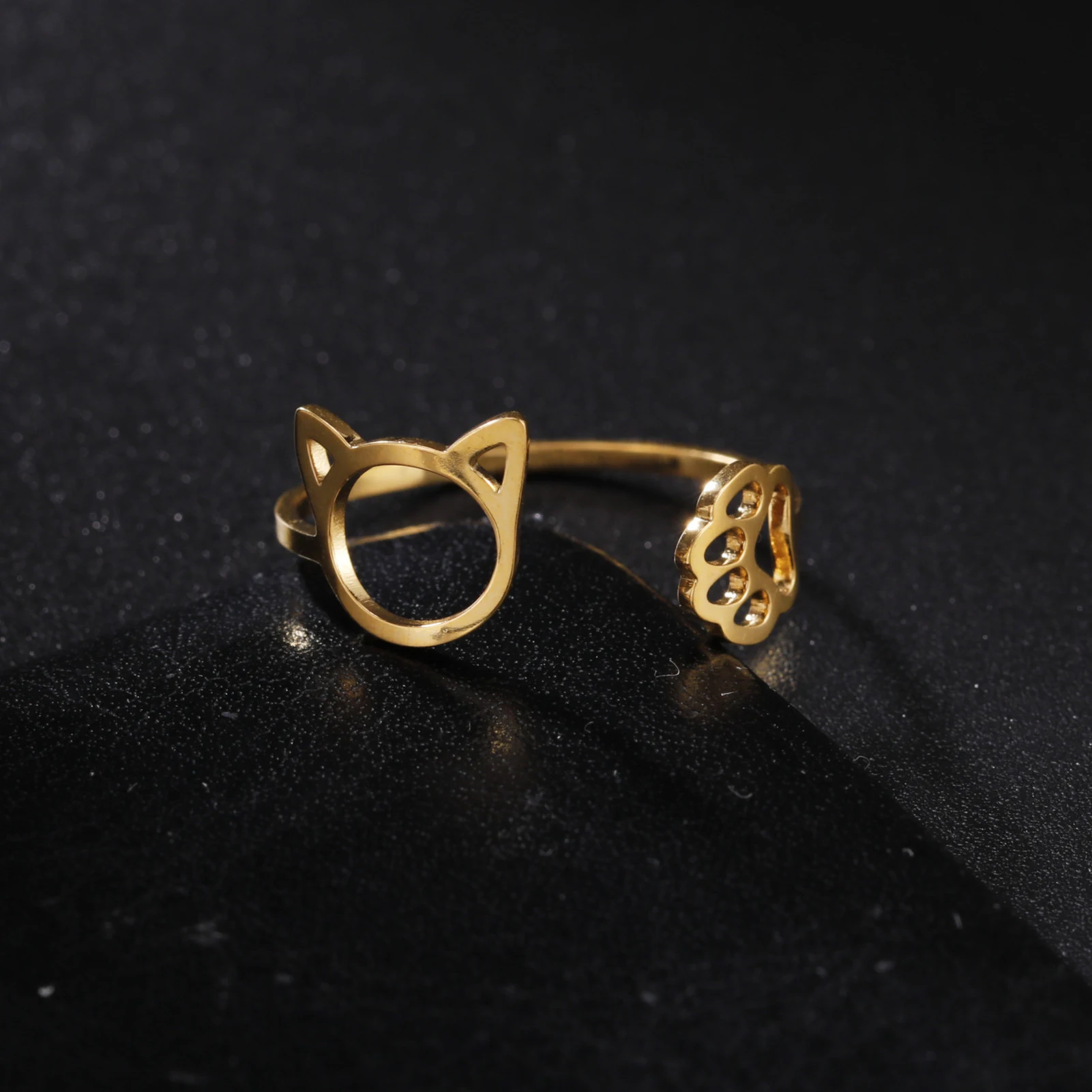Anel de Garra de Gato Fofo em Aço Inoxidável. Joia Feminina Encantadora, Durável e Ideal para Uso Diário. Perfeito para Presentear. — foto 3