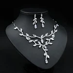 Conjunto de colar de zircônia para noivas, brilho e sofisticação. Perfeito para casamentos na Europa e América. Adorne-se com elegância. — foto 1