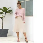 Vestido longo de tricô com suéter, conforto e estilo unidos. Ideal para um visual elegante e aconchegante, perfeito para diversas ocasiões. — foto 1