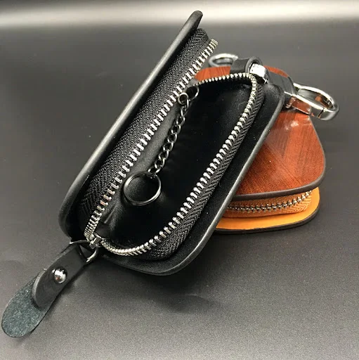 Title 1, Waist padlock key case for secure key storage. ...