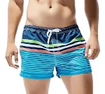 Shorts casuais estampados com listras, ideais para o verão. Confortáveis, leves e perfeitos para um visual descontraído e fresco. — foto 4
