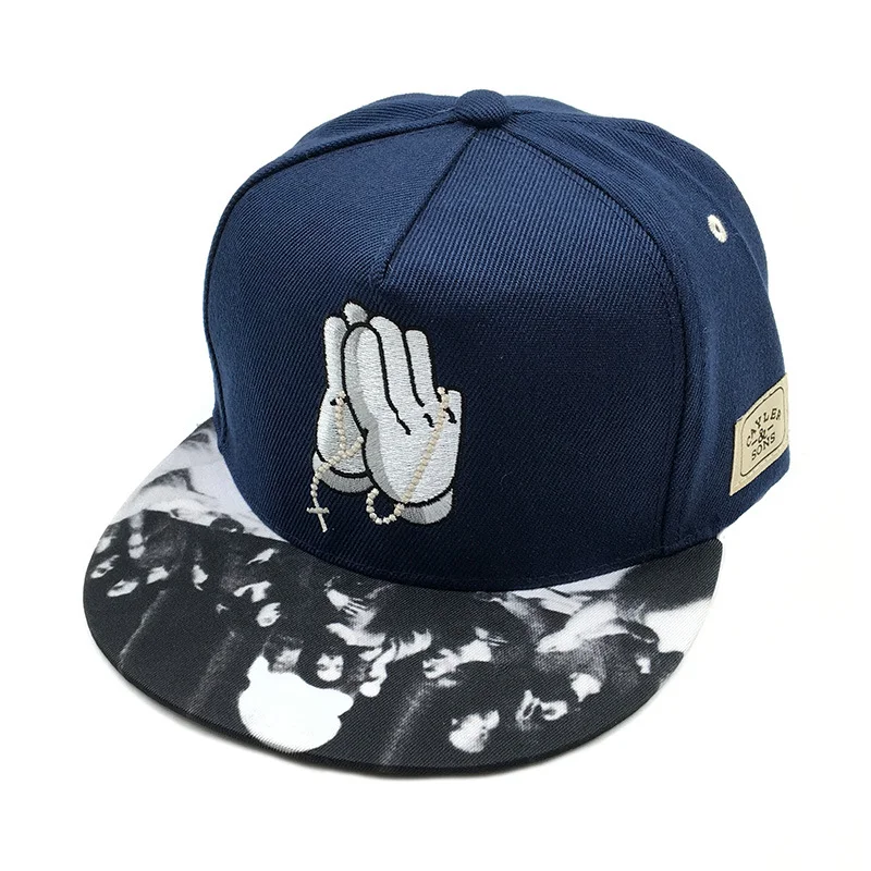 New Baseball Cap for Couples, Spring Palm Embroidery Prayer Flat Brim Hat. Comfortable, stylish sun protection, perfect — photo 1