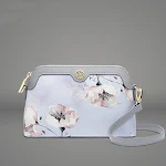 Bolsa de ombro para senhora de meia-idade, prática e de alta qualidade, com design elegante e funcional para uso diário. — foto 8
