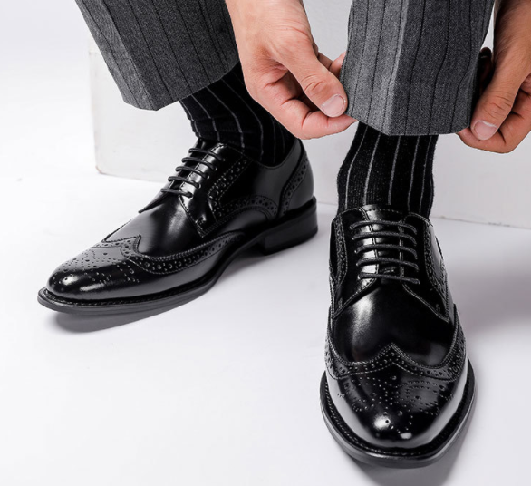 Sapatos de couro legítimo estilo britânico para homens, casuais e formais, perfeitos para negócios e uso diário, combinando elegância e conforto. — foto 5