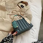 Women's Trendy Silk Scarf Styling Box Seasonal delivery of hand-picked silk scarves, featuring current styles with a com — photo 7
