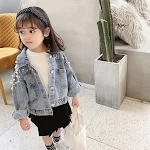 Jaqueta Jeans Feminina Infantil Moda Tendência Jaqueta Jeans para Meninas Estilosa e Confortável Roupa Infantil Ideal para Todas as Ocasiões — foto 4