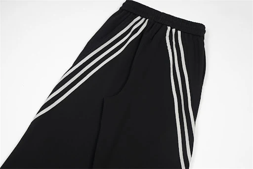 Title 13, Heren gestreepte broek met wijde pijpen en kleu...