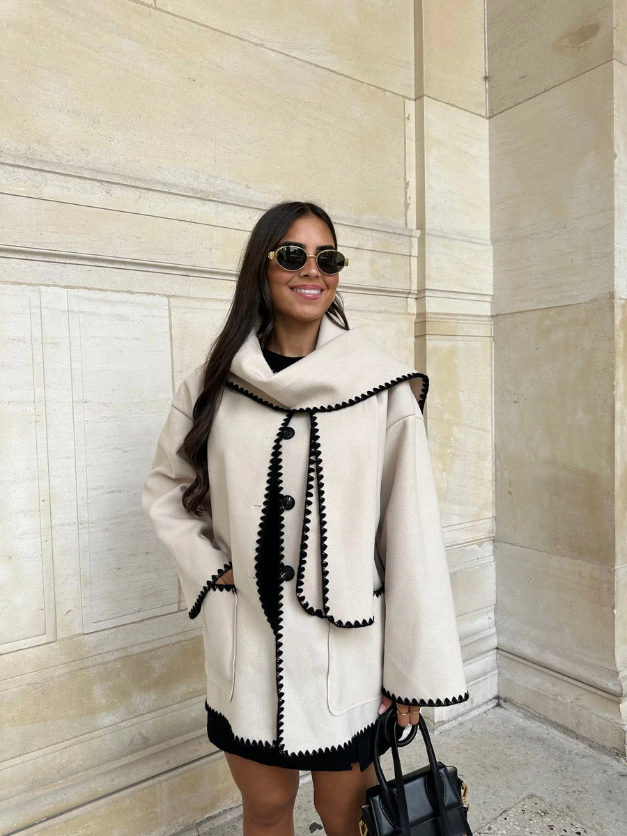 Women's Fashion Color Contrast Scarf Woolen Coat Stay warm and stylish this winter with this comfortable and elegant woo — photo 3