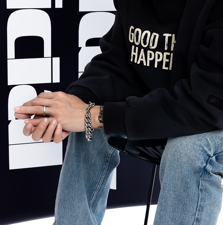 Pulseira Cubana Grossa Hip Hop Corrente Grossa Joia Masculina Estilo Urbano Design Arrojado Acessório Moderno — foto 3