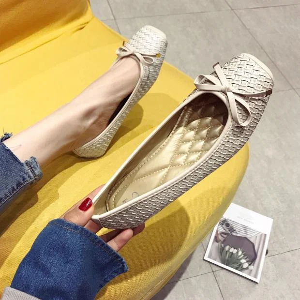 Title 20, Plus size womens black flat shoes, woven patte...