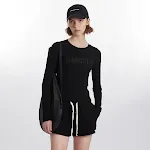 Blusas casuais com gola redonda e bordado de letras em estilo europeu e americano. Tops versáteis, fáceis de combinar e perfeitos para o dia a dia. — foto 4