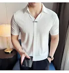Camisa polo masculina de manga curta com textura waffle fina. Leve e respirável, perfeita para um visual casual e confortável. — foto 7