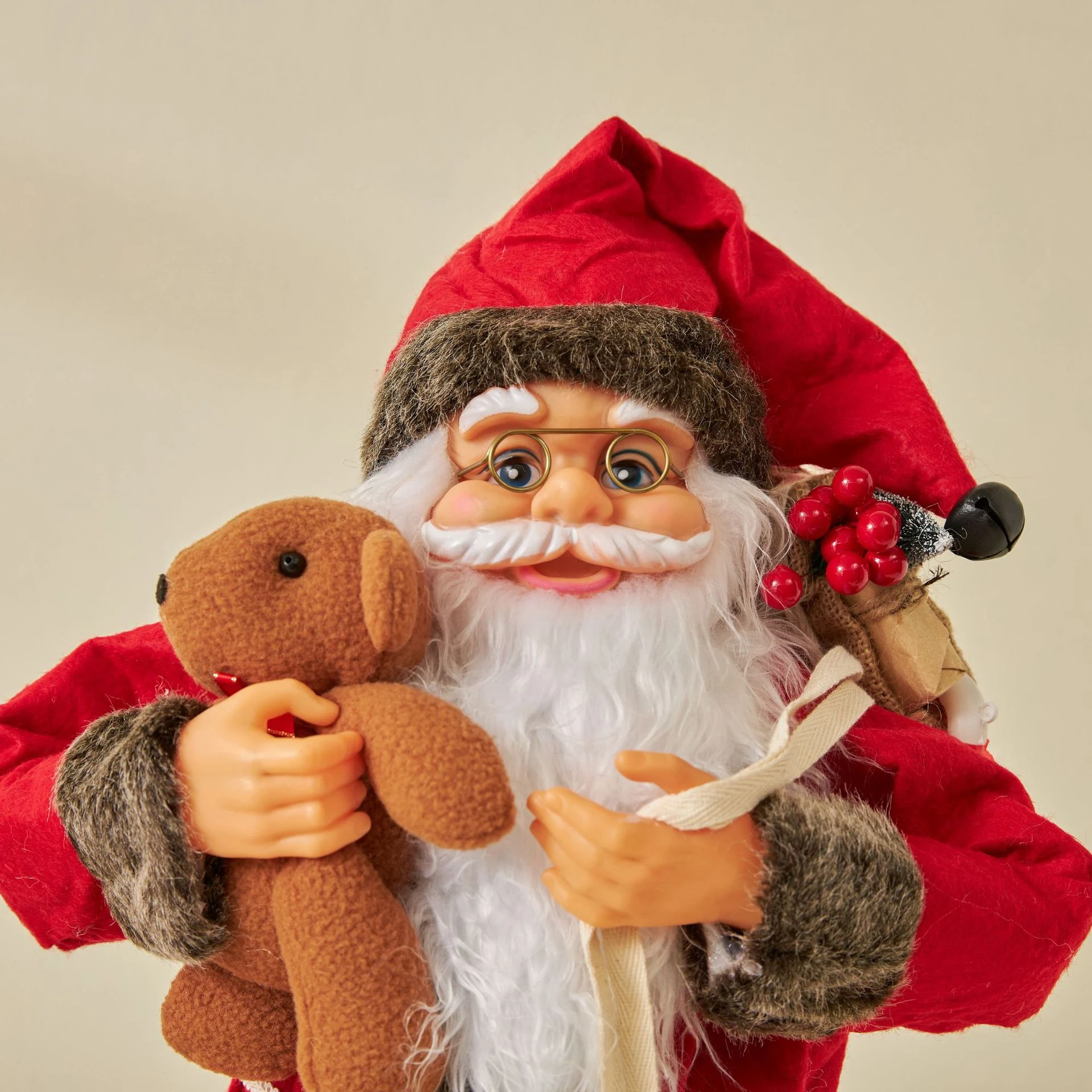 Classic Red Clothes Santa Doll Show Window Decoration, Traditional Christmas Ornament, Festive Display, Perfect for Holi — photo 5