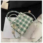 Nova Bolsa Diagonal Feminina Outono Inverno Versátil e Combinável, Modelo Um Ombro Só, Perfeita para Looks Casuais e Elegantes. — foto 5