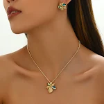 Completo Collana Vintage Donna con Gioiello Intarsiato. Un accessorio elegante e senza tempo per valorizzare il tuo stile con un tocco di lusso. — foto 4