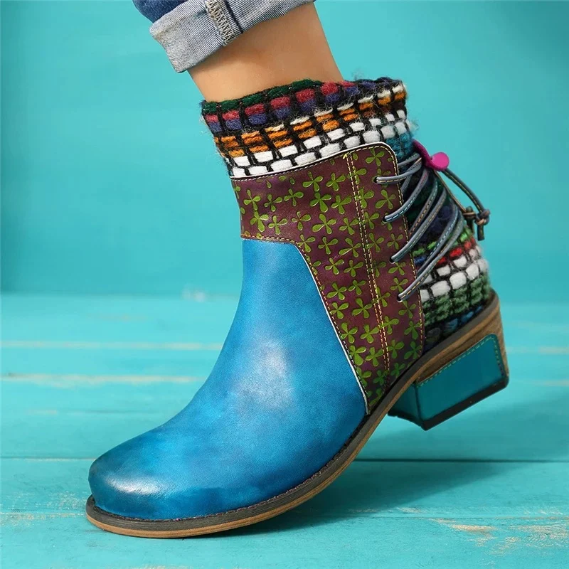 Botas étnicas curtas artesanais para um visual autêntico. Conforto e estilo em cada passo, ideais para diversas ocasiões. Experimente a originalidade! — foto 5