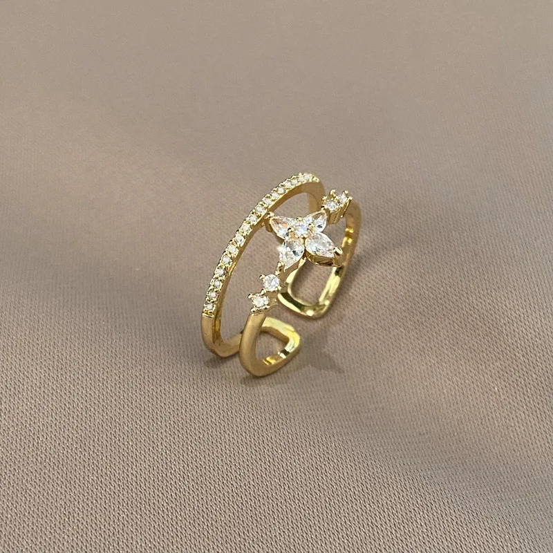 Anel Estrela Duplo Círculo de Diamante Completo Premium. Exclusivo e Sofisticado Para Um Toque de Luxo e Encanto. Ideal para Presentear. — foto 1