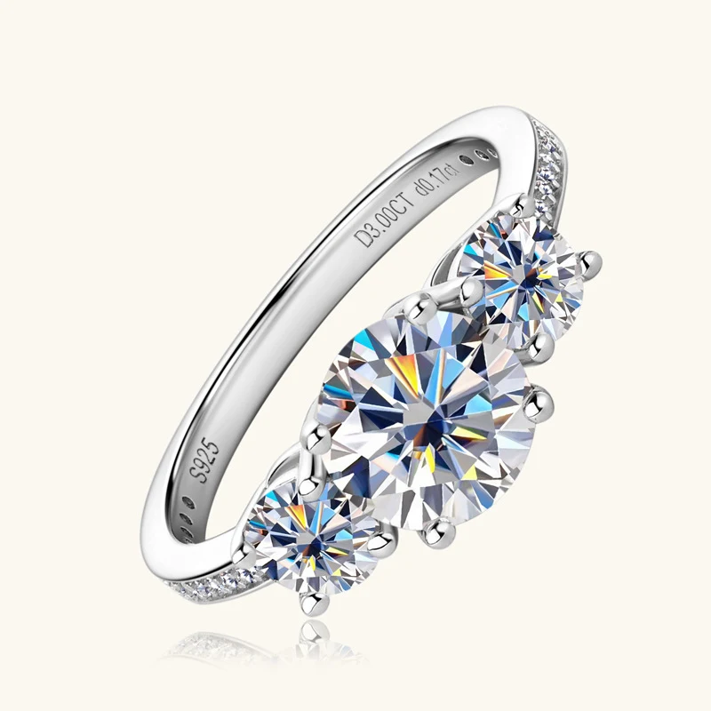 Title 6, Anello di diamanti, lusso accessibile, stile fa...