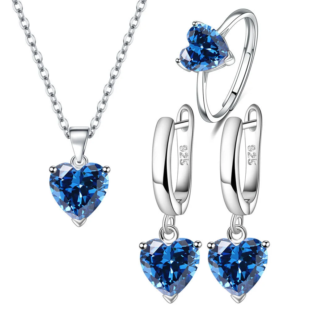 Conjunto feminino de três peças com pingente de coração de zircônia e corrente. Adicione um toque criativo e charmoso à sua personalidade com este conjunto. — foto 24