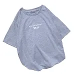 Camiseta de algodão de manga curta com estampa, perfeita para o dia a dia. Conforto e estilo em uma peça leve, ideal para diversas ocasiões. — foto 7