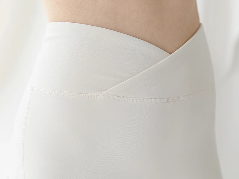 Women's Tight-fitting Hip High-waist Sports Pants, perfect for workouts, offering a flattering fit and comfortable suppo — photo 1