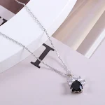 Pingente de coração doce com garra de urso brilhante e zircônia. Expresse seu amor com este colar charmoso e elegante. — foto 13