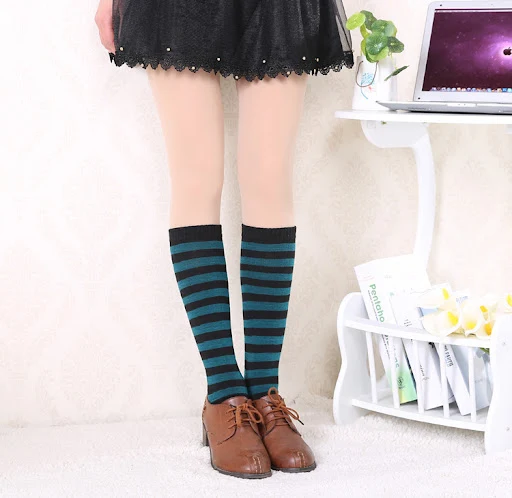 Title 5, Japanese Womens Mid Tube Socks Pinstripe Knee ...