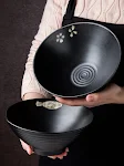 Tigela grande de ramen de cerâmica para sopa. Saboreie suas refeições com estilo e conforto. Perfeita para ramen e caldos. — foto 12