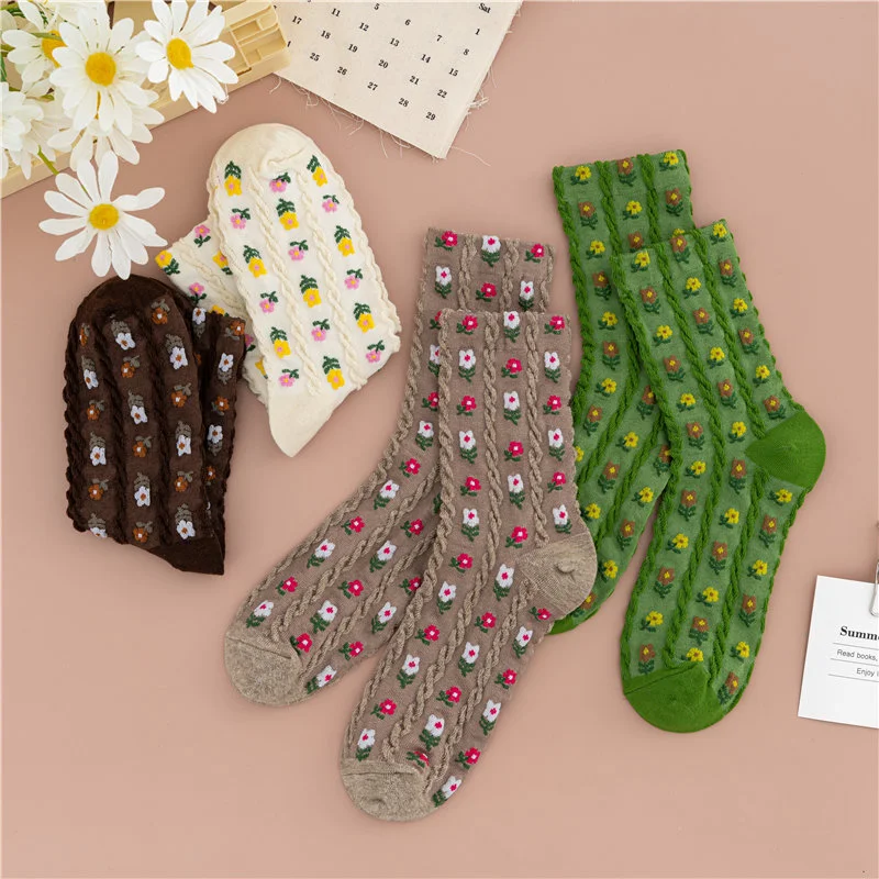 Title 3, Womens Fashion Simple Floral Retro Tube Socks,...