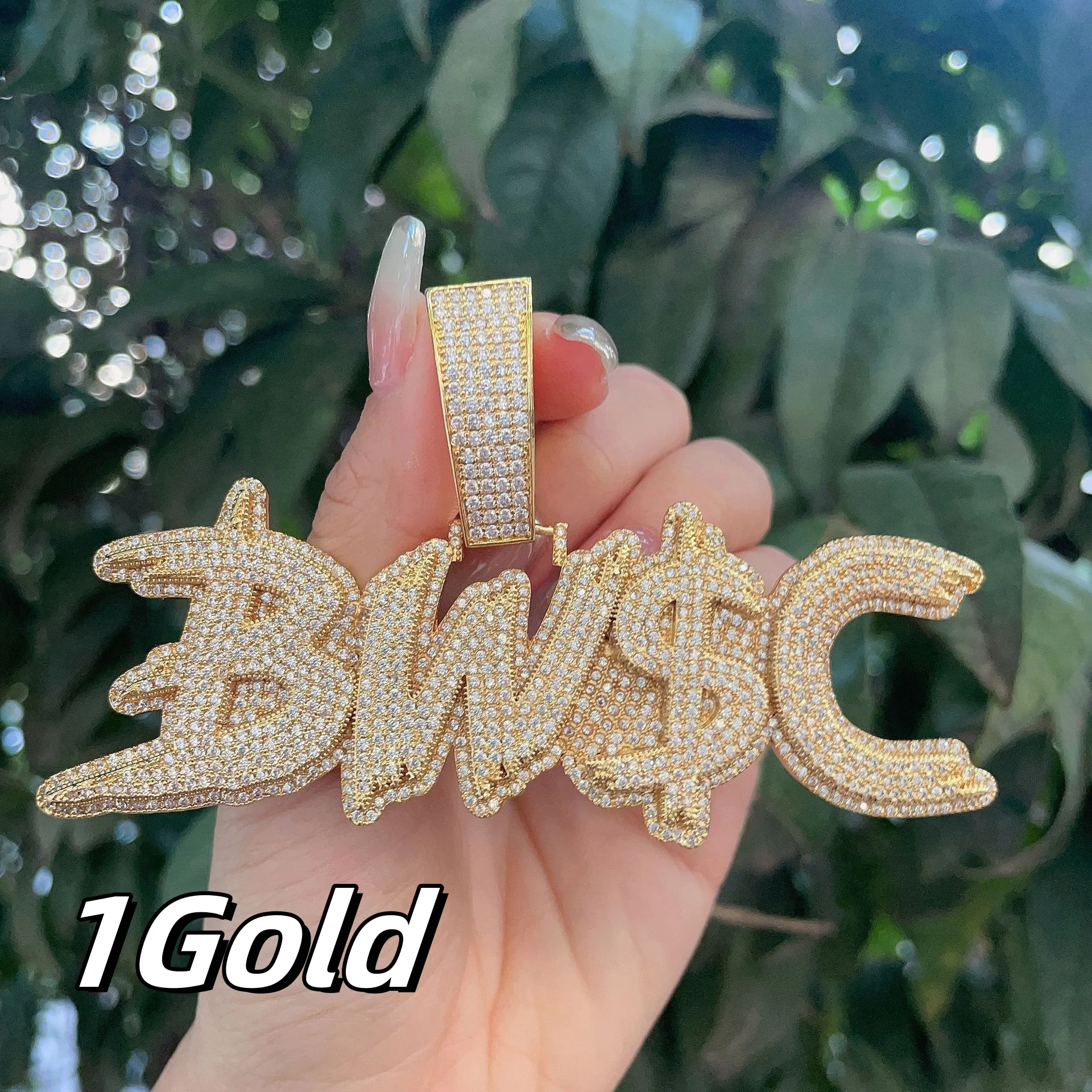 Pingente Personalizado Amazon Letters com Micro-Incrustações de Diamantes, Expresse Amor e Estilo com esta Jóia Única e Exclusiva — foto 19