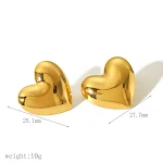 Brincos de amor em ouro 18K com listras exageradas em aço inoxidável. Elegância e durabilidade para um visual sofisticado em qualquer ocasião. — foto 2