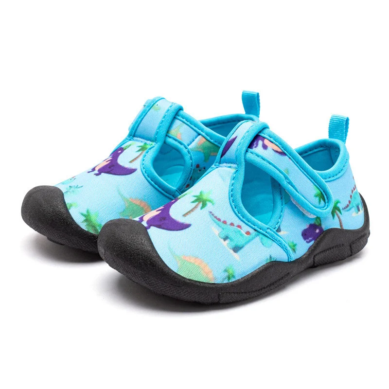 Sapatos Casuais Respiráveis para Meninos com Biqueira Reforçada. Conforto e frescor para os pés das crianças em atividades diárias. — foto 3