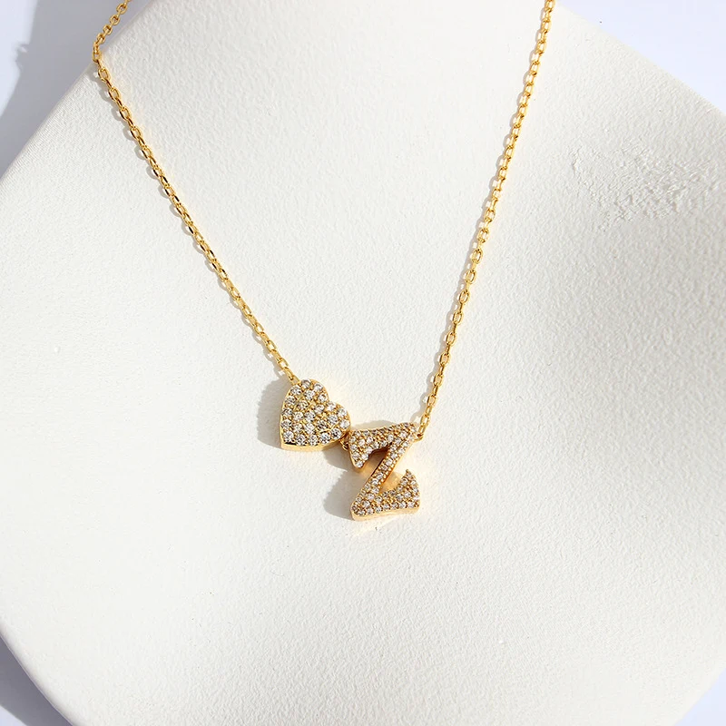 Colar de coração com letras micro cravejadas, banhado a ouro real, joia fashion, presente ideal para expressar amor e carinho. — foto 24