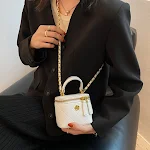 Mini Lipstick Tasje met Camelia Ketting, Schoudertas voor Dames, Klein Kettingtasje, Stijlvol en Handig voor je Essentials Onderweg — foto 19
