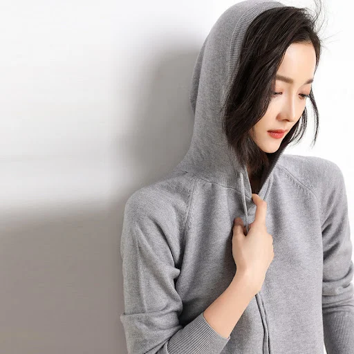 Title 2, Solid color Pullover