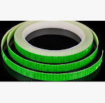 Reflecterende stickers voor auto en motor, lichtgevende mountainbike stickers, wiel- en frame stickers voor meer veiligheid op de weg. — foto 5